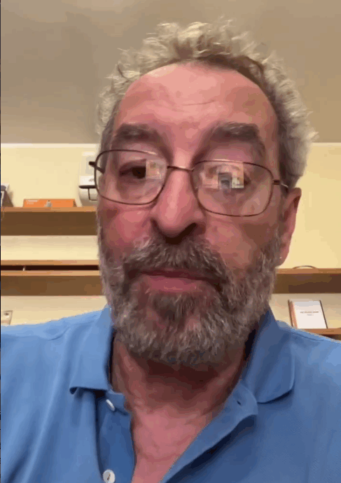 “Brignano il più presuntuoso, Raul Cremona e Ale e Franz i più rombiballe. I primi dieci anni di Zelig ho fatto la fame, anche oggi non sono ricco, non ho i milioni”: parla Giancarlo Bozzo