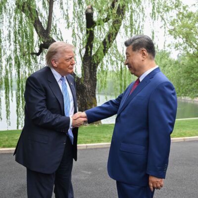 Copertina di Trump vanta “fantastici accordi con Xi” su carne, prodotti agricoli e aerei. Ma torna dalla Cina senza nulla di concreto in mano