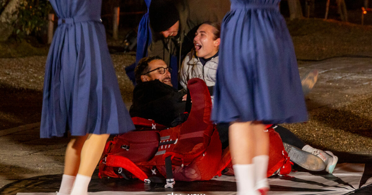 Pechino Express, vincono Chanel Totti e Filippo Laurino. “I Raccomandati” battono le favorite della vigilia “Le Dj” Jo Squillo e Michelle Masullo