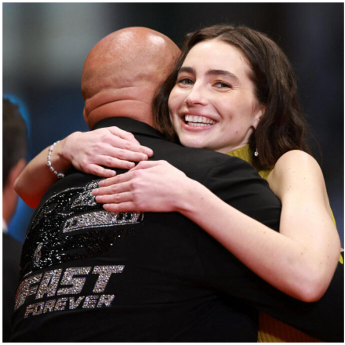 “Spero che nella vita possiate avere un fratello come Paul Walker”: Vin Diesel commuove tutti a Cannes 2026, abbracciando la figlia dell’amico scomparso