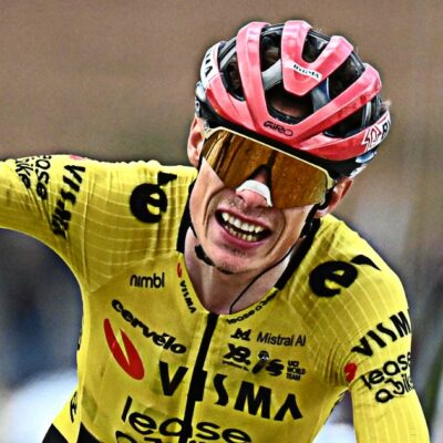 Copertina di Giro d’Italia, ecco Vingegaard: domina e vince sul Blockhaus. Pellizzari prova a seguirlo e crolla: “Ho sbagliato” | La nuova classifica generale