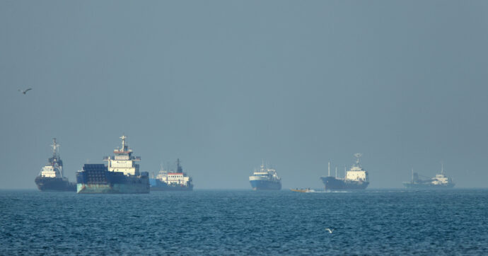 Tv di Stato iraniana: “Alcuni Paesi europei negoziano con Teheran il passaggio delle navi dallo Stretto di Hormuz”