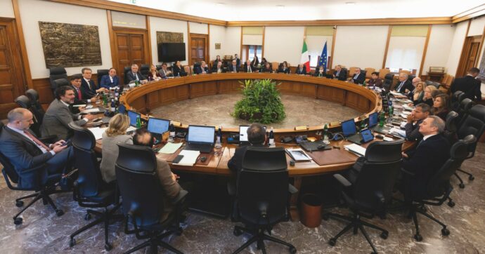Autobavaglio del Csm: obbligo di rettifica anche per i pm