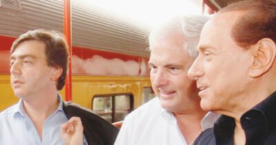 Copertina di Lite temeraria, condannato Lavitola: voleva 6 milioni per i servizi resi a B.