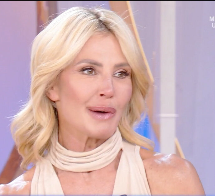 “Mi sono sposata a 56 anni così non devo stare insieme a mio marito tutta la vita. Non abbiamo neanche più la voglia di fare casino e di tradirsi”: così Nathaly Caldonazzo