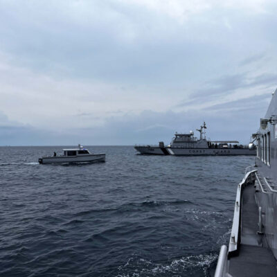 Copertina di Sub italiani morti, alle Maldive il team di sommozzatori finlandesi per il recupero. Gli altri connazionali rientrano in Italia