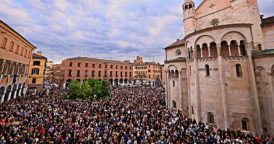 Copertina di A Modena 5mila in piazza. Le indagini: El Koudri aveva disturbi psichici, “nessuna radicalizzazione”. Piantedosi conferma: "Non si tratta di terrorismo"