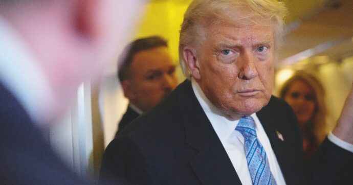 “Dall’Iran risposta deludente”. Trump rinvia l’attacco “grazie agli emiri”