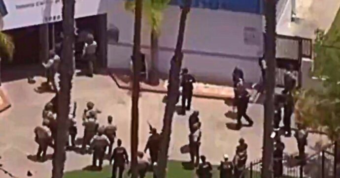 Usa, sparatoria in un centro islamico a San Diego. “Almeno due morti, diversi feriti”