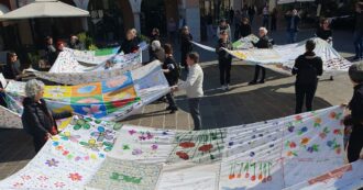 Copertina di “La guerra non allarma abbastanza i politici, alziamo la voce”: su “Io scelgo” la petizione delle donne che chiedono di mobilitarsi per la pace