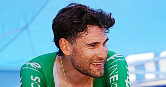L’Italia torna a gioire al Giro: Ganna domina la cronometro. Vingegaard delude, niente maglia rosa | La nuova classifica generale