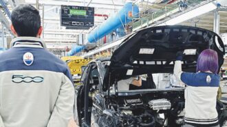 Copertina di Stellantis, il 2026 è un altro disastro: nei primi 9 mesi solo 340.745 unità prodotte in Italia. Peggio dell’anno del Covid