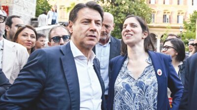 Copertina di “Il nemico da combattere è la società di diseguali”: dopo Ocasio-Cortez Conte apre il dibattito sul woke nel centrosinistra