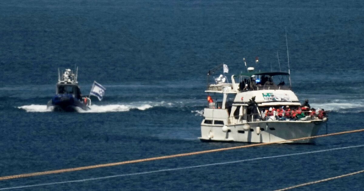 la flotilla squarcia il velo dell8217ipocrisia e della complicit224 del nostro governo nel genocidio da Ilfattoquotidiano.it la flotilla squarcia il velo dell8217ipocrisia e della complicit224 del nostro governo nel genocidio