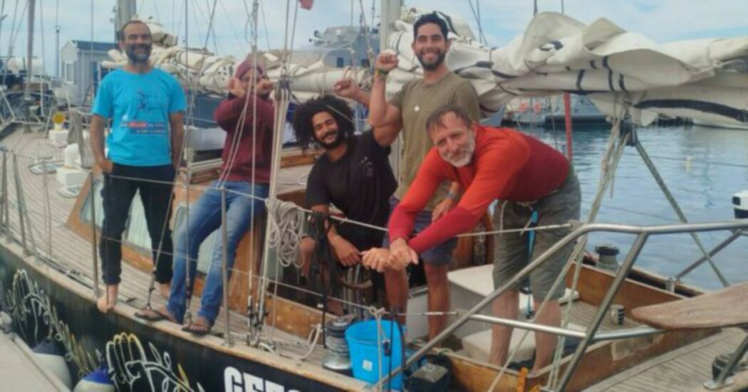 “Vivi” in salvo  a Cipro “Ma siamo bloccati”