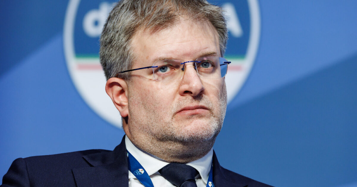 il governo meloni condanna le umiliazioni agli attivisti della flotilla ma in ue vota contro l8217embargo sulle armi a israele a favore pd m5s avs da Ilfattoquotidiano.it il governo meloni condanna le umiliazioni agli attivisti della flotilla ma in ue vota contro l8217embargo sulle armi a israele a favore pd m5s avs