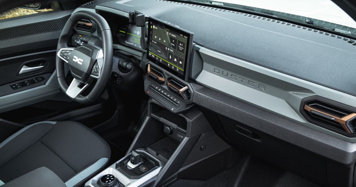 infotainment materiali lavabili e cura dei dettagli cos236 cambia l8217abitacolo di duster