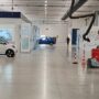 Copertina di Auto usate, dentro lo stabilimento dove vengono ricondizionate prima di tornare in strada
