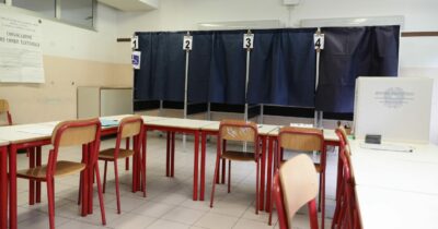 Copertina di Elezioni amministrative, come si vota: la scheda elettorale, le preferenze e il voto disgiunto (dove si può). La guida
