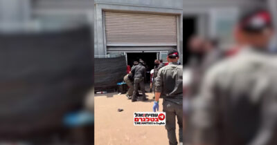Copertina di Flotilla, attivisti prigionieri ad Ashdod. Tajani: “Stasera in Italia Mantovani e Carotenuto”. Meloni condanna video di Ben Gvir: “Immagini inaccettabili”