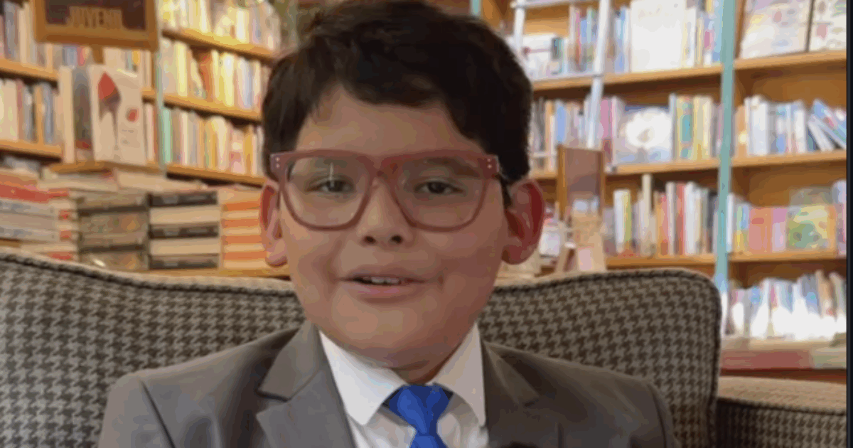 ‘David da Vinci’ ha 10 anni ed è un vero genio con un QI superiore a quello di Alfred Einstein: “Non siamo alieni: abbiamo grandi capacità, ma siamo pur sempre bambini”