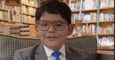 Copertina di ‘David da Vinci’ ha 10 anni ed è un vero genio con un QI superiore a quello di Alfred Einstein: “Non siamo alieni: abbiamo grandi capacità, ma siamo pur sempre bambini”
