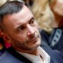 Copertina di Ceglie, Rocco Casalino insidia la destra nel ‘buen retiro’ estivo di Giorgia Meloni