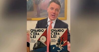 Copertina di Manifesti Renzi stile Ventennio, Iv: “Grandi stazioni ci censura”