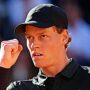 Copertina di Roland Garros, Sinner fa l’esordio con Tabur: in semifinale può trovare ancora Medvedev. Presenti 8 italiani | Il tabellone