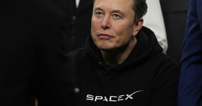 Space X verso il debutto in borsa: Musk vuole raccogliere fino a 75 miliardi (e diventare il primo trilionario al mondo)