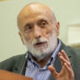 Copertina di Addio a Carlo Petrini, il visionario che con “Slow Food” inventò un sistema alimentare sostenibile e giusto