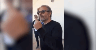 Copertina di Consigliere regionale di FdI all’attivista della Flotilla: “Fammi vedere le torture, tu là a spendere i nostri soldi”. Avs: “Umanità svenduta”