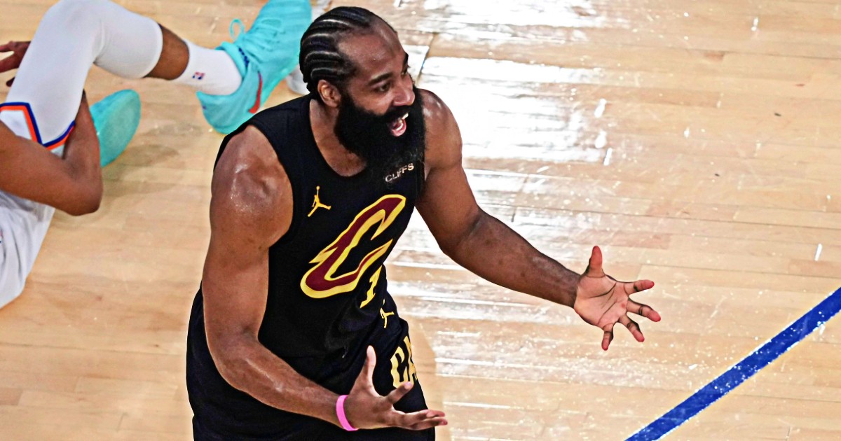 https://st.ilfattoquotidiano.it/wp-content/uploads/2026/05/22/james-harden.jpg