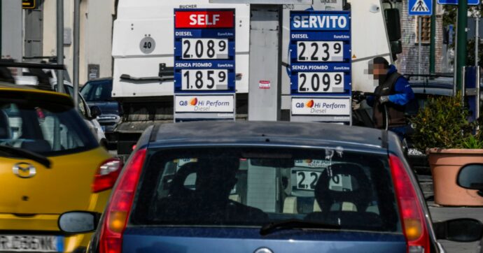 La beffa sulle accise: i sussidi  li pagano elettrico, Tpl e Sud