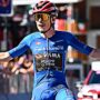 Copertina di Giro d’Italia, assolo di Vingegaard: a Pila si prende la maglia rosa. Pellizzari lotta e non crolla | La nuova classifica generale