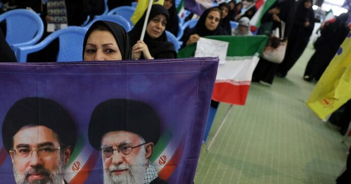La condizione di Teheran: sblocco di 12 miliardi di dollari di beni congelati in Qatar o ferma i colloqui sull’accordo con gli Usa