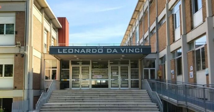 I professori aggrediti a Parma nel parco Falcone e Borsellino non denunciano: “Problema di ordine pubblico non legato alle scuole”