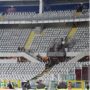 Copertina di Scontri prima del derby di Torino, ultrà della Juve in gravi condizioni. Partita bloccata per un’ora, poi si gioca in uno stadio semivuoto