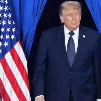 Copertina di Media: “L’accordo Iran-Usa prevede tregua di 60 giorni e Hormuz riaperto senza pedaggi”. Resta aperto il nodo del nucleare. I punti della bozza