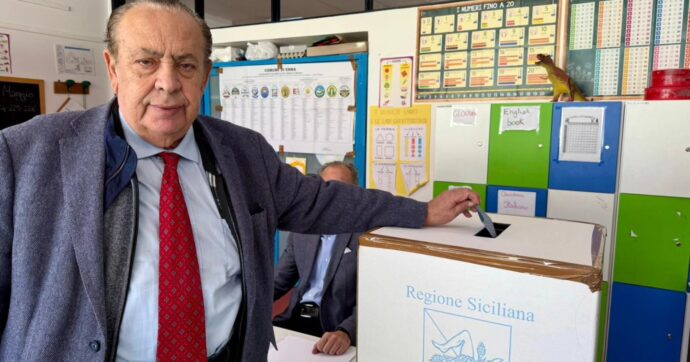 “Il Pd non mi ha dato il simbolo? Meglio, ho preso più voti”: a Enna trionfa Crisafulli. Sotto accusa il segretario dem in Sicilia