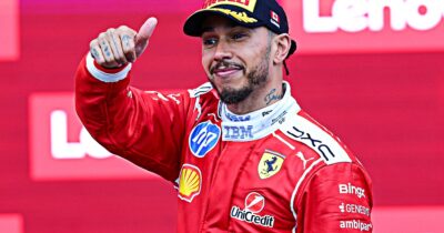 Copertina di Ferrari, ecco il vero Hamilton: addio al simulatore, Lewis torna vecchia scuola e rinasce. “Sono pronto a vincere”