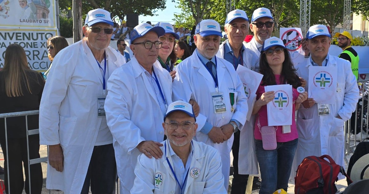 ho incontrato papa leone ad acerra dopo anni di battaglie contro terra dei fuochi sono scese lacrime da Ilfattoquotidiano.it ho incontrato papa leone ad acerra dopo anni di battaglie contro terra dei fuochi sono scese lacrime