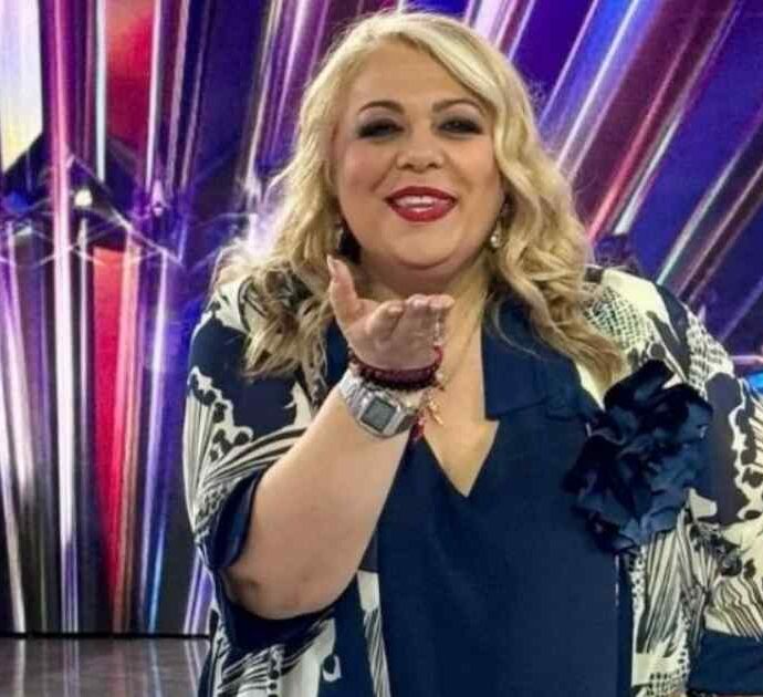 “Mi hanno scritto ‘è Pasqua, mandiamo la vacca al macello’ oppure ‘ti prenderei a botte’, per 3 giorni non ho aperto i social, carica d’odio impressionante”: così Rossella Erra