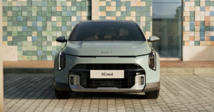 Kia aggiorna la XCeed, interni rivisti e nuovi sistemi di assistenza – FOTO