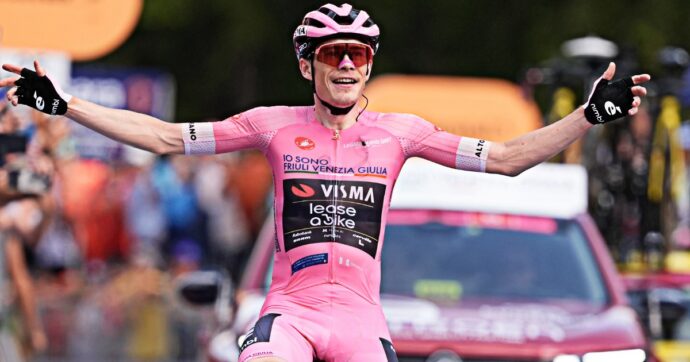 Vingegaard fa un altro sport: quarto sigillo al Giro d’Italia. Crisi Pellizzari, bene Piganzoli | La nuova classifica generale