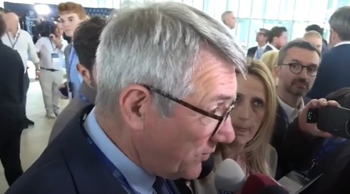 meloni parla dei salari bassi ma non di come alzarli la frecciata di landini dopo l8217intervento della premier a confindustria da Ilfattoquotidiano.it meloni parla dei salari bassi ma non di come alzarli la frecciata di landini dopo l8217intervento della premier a confindustria