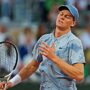 Copertina di Roland Garros, quando gioca Sinner contro Cerundolo: è l’orario peggiore per l’emergenza caldo