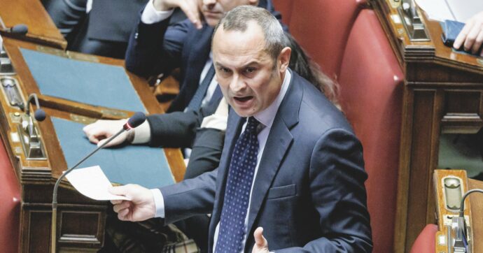 Un bavaglio dopo l’altro: ecco la vendetta della destra dopo la vittoria del No al referendum