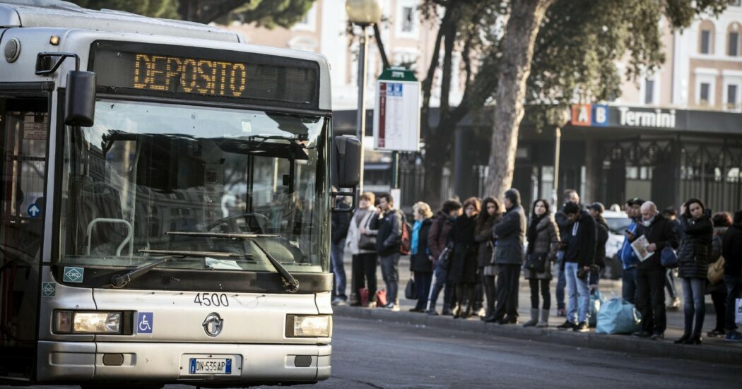 Domani sciopero generale: treni, scuola, sanità e aerei