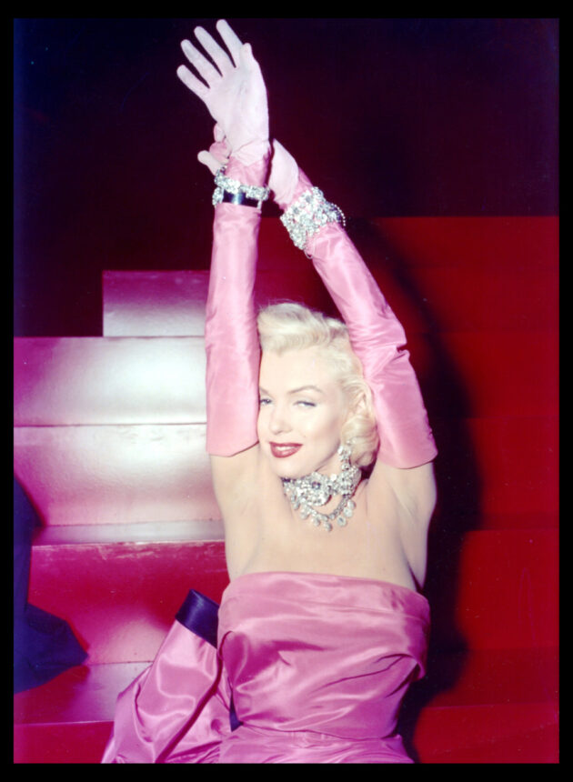 Marilyn Monroe 100, gli scatti di una vita tra mito e solitudine